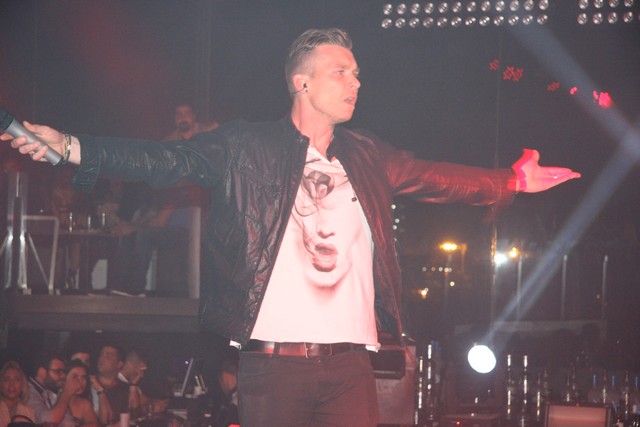 Eller Van Buuren & Chris Jones